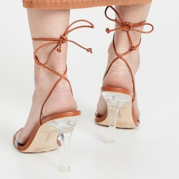 🔹️Larroude🔹️ Gloria Sandal In Caramel Leather Ankle Strap Heel - Picture 3 of 8
